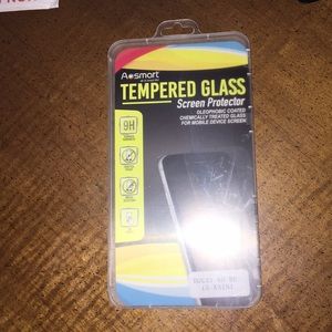 iPhone 5s/5se glass screen protector (1)